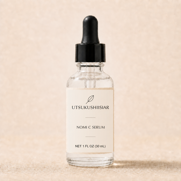UTSUKUSHIISIAR Nomi C Serum in a clear glass 30 mL dropper bottle